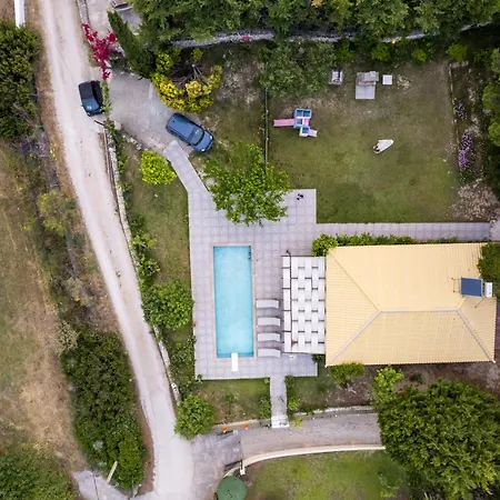 Vila Cornelia By Ionian Sea Hospitality